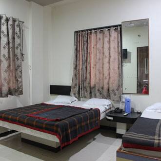 Hotel Namrata Residence, Shirdi 5